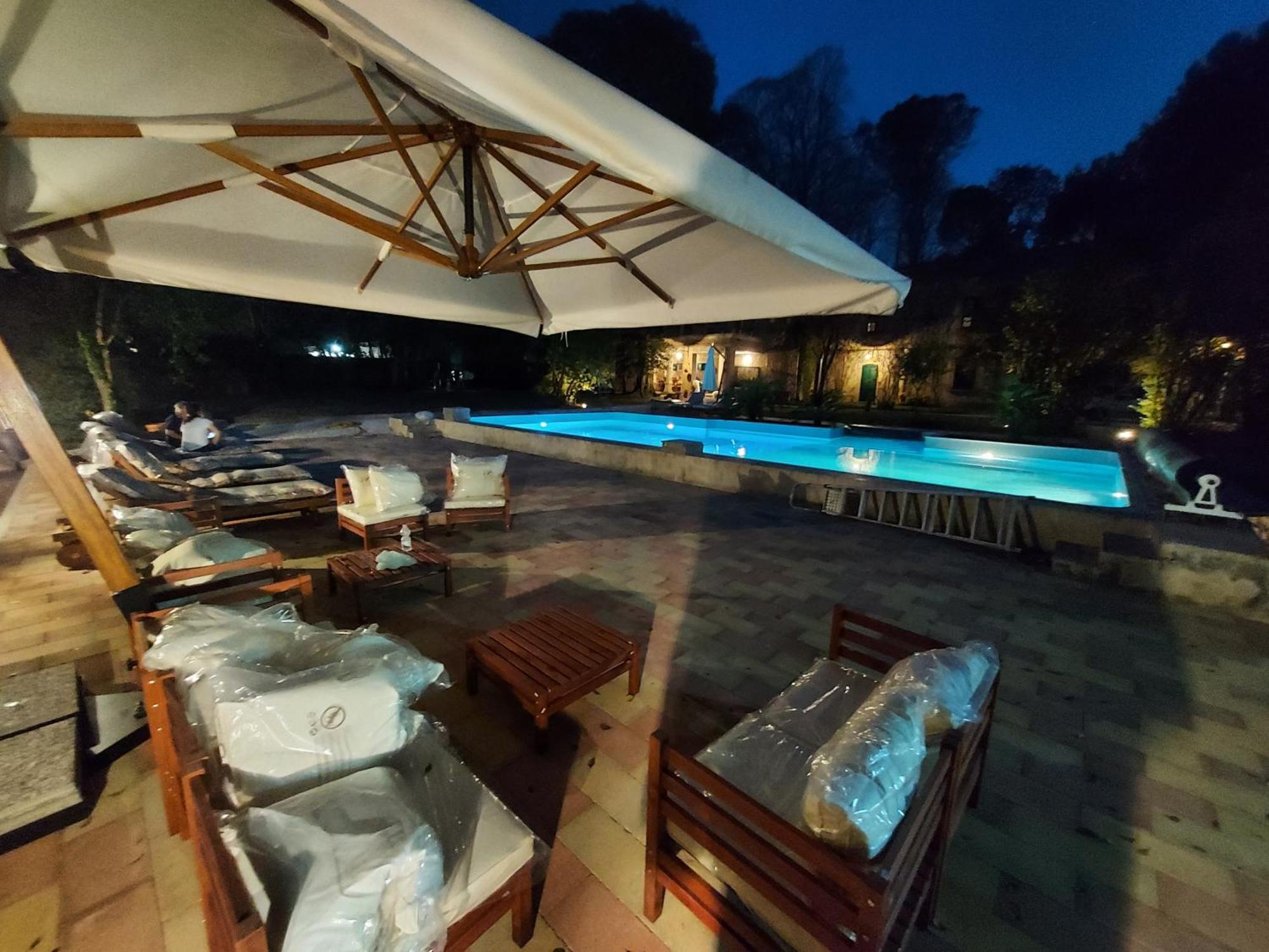 The Baron'S Estate Hotel Torre de' Passeri Exterior photo